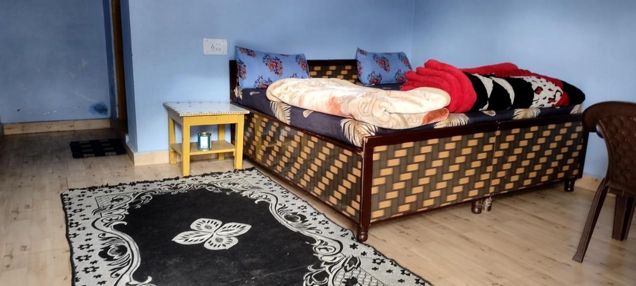 Cafe Kush Hotel Tosh Luaran gambar